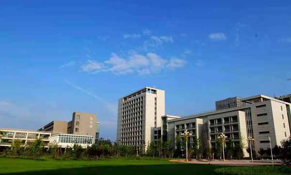 河南财政金融学院专升本